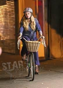Amanda Seyfried bicycle