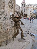 Jazz musician statue, Cathedral Square, Vieja Havana, Cuba