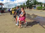 Family bicycling, Cuba