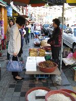 Ginseng seller, Gukje Market, Busan