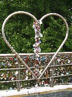 Love Lock Heart, Yongdusan Park, Busan