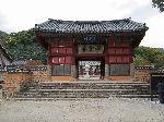 Chenwangum gate honors the four Devas, Seonunsa, Korea